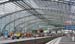 0.7 Blick vom Bahnsteig in die Bahnhofshalle