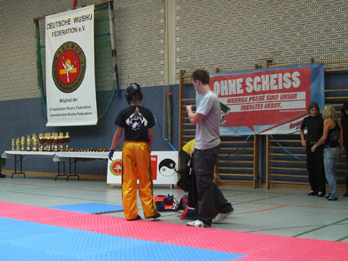 0.0.2 Cora und Alex