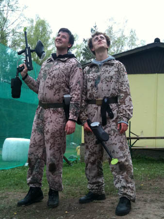 0.0.3 Manuel und Ale#30003