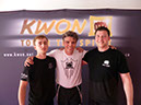 0.0.9 Sky Boxing mit Klaus Nonnemacher in einem der vielen Räumlichkeiten. Anstrengend und genial